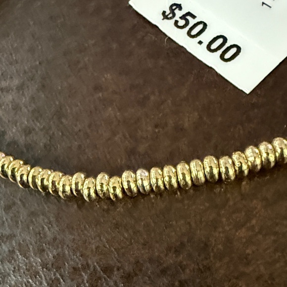 Kendra Scott NWT Gold Beads Stretch Bracelet with Charms - Picture 4 of 4